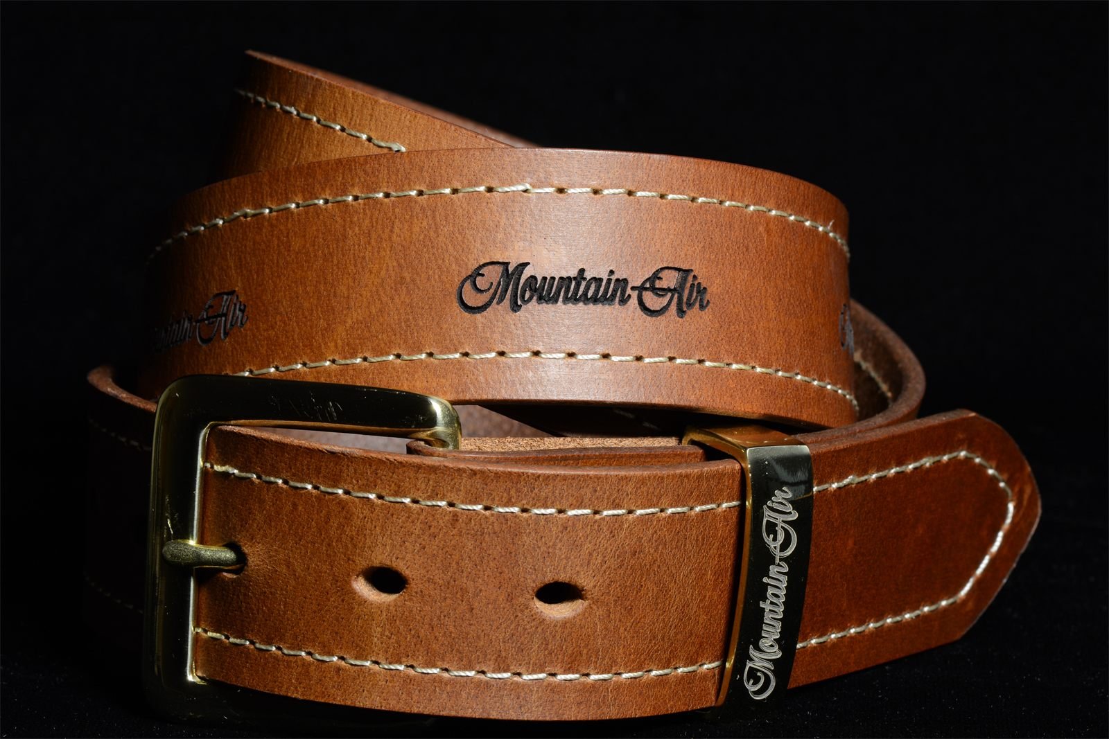 Mountain Air branded belt product photo